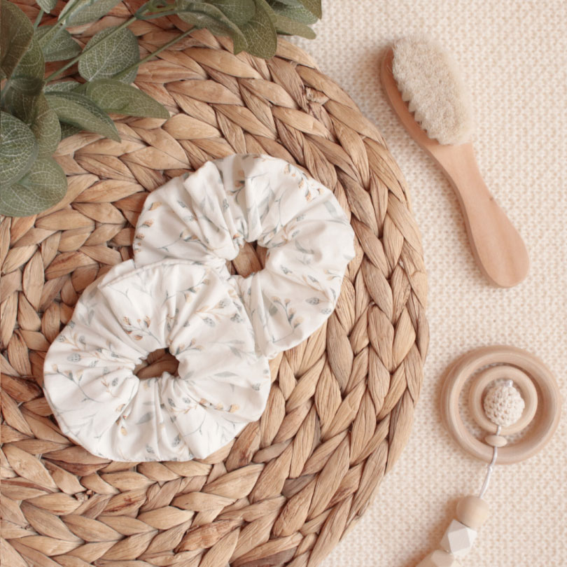 scrunchie-mint Personalisierte Geschenke für Babys, Personalisierte Geschenke für Neugeborene, Personalisierte Geschenke zur Geburt eines Kindes, Die besten Geschenke für Neugeborene, Originelle Geschenke für Babys mit Namen, Geschenk für Mama, Geschenk für die frischgebackene Mutter, scrunchie