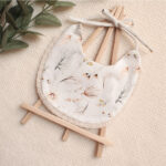 Personalisierte Geschenke für Babys, Personalisierte Geschenke für Neugeborene, Personalisierte Geschenke zur Geburt eines Kindes, Die besten Geschenke für Neugeborene, Originelle Geschenke für Babys mit Namen, Personalisierte Kinderdecke, Kinderdecke mit Namen, Personalisierte Kinderdecke mit Namen für Neugeborene, Name auf der Decke, personalisierte Decke zur Taufe oder zum Geburtstag, Personalisierte Lätzchen, baby Lätzchen