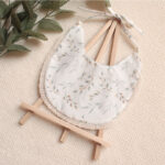 Personalisierte Geschenke für Babys, Personalisierte Geschenke für Neugeborene, Personalisierte Geschenke zur Geburt eines Kindes, Die besten Geschenke für Neugeborene, Originelle Geschenke für Babys mit Namen, Personalisierte Kinderdecke, Kinderdecke mit Namen, Personalisierte Kinderdecke mit Namen für Neugeborene, Name auf der Decke, personalisierte Decke zur Taufe oder zum Geburtstag, Personalisierte Lätzchen, baby Lätzchen