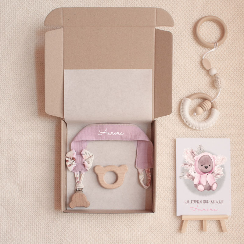 mala-medvedka Geschenk zur Geburt personalisiertes Geschenk Baby Geschenk Geburtsgeschenk Geschenk für Neugeborene personalisiertes Babygeschenk Geschenk mit Namen Geburtsdatum Geschenk individuelles Geschenk Baby Baby Andenken Erinnerung an die Geburt personalisierte Kuscheldecke Babydecke mit Namen personalisiertes Stofftier