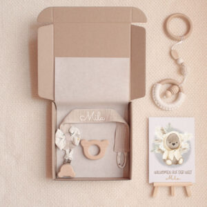 Geschenk zur Geburt personalisiertes Geschenk Baby Geschenk Geburtsgeschenk Geschenk für Neugeborene personalisiertes Babygeschenk Geschenk mit Namen Geburtsdatum Geschenk individuelles Geschenk Baby Baby Andenken Erinnerung an die Geburt personalisierte Kuscheldecke Babydecke mit Namen personalisiertes Stofftier