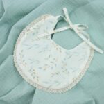 Personalisierte Geschenke für Babys, Personalisierte Geschenke für Neugeborene, Personalisierte Geschenke zur Geburt eines Kindes, Die besten Geschenke für Neugeborene, Originelle Geschenke für Babys mit Namen, Personalisierte Kinderdecke, Kinderdecke mit Namen, Personalisierte Kinderdecke mit Namen für Neugeborene, Name auf der Decke, personalisierte Decke zur Taufe oder zum Geburtstag, Personalisierte Lätzchen, baby Lätzchen