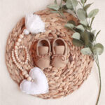 Personalisierte Geschenke für Babys, Kinder-Mokassins – braun, Personalisierte Geschenke für Neugeborene, Personalisierte Geschenke zur Geburt eines Kindes, Die besten Geschenke für Neugeborene, Originelle Geschenke für Babys mit Namen