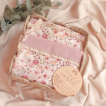 Personalisierte Geschenke für Babys, Personalisierte Geschenke für Neugeborene, Personalisierte Geschenke zur Geburt eines Kindes, Die besten Geschenke für Neugeborene, Originelle Geschenke für Babys mit Namen, Personalisierte Kinderdecke, Kinderdecke mit Namen, Personalisierte Kinderdecke mit Namen für Neugeborene, Name auf der Decke, personalisierte Decke zur Taufe oder zum Geburtstag, babydecke