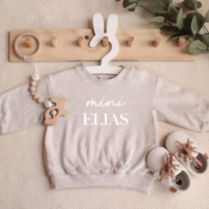 Personalisierter Kinderpullover Kinderpullover mit Namen Pullover für Kinder personalisiert Gravierter Kinderpullover Baby Pullover personalisiert Geschenk für Kinder Geschenk zur Geburt Geschenk zur Taufe Individueller Kinderpullover