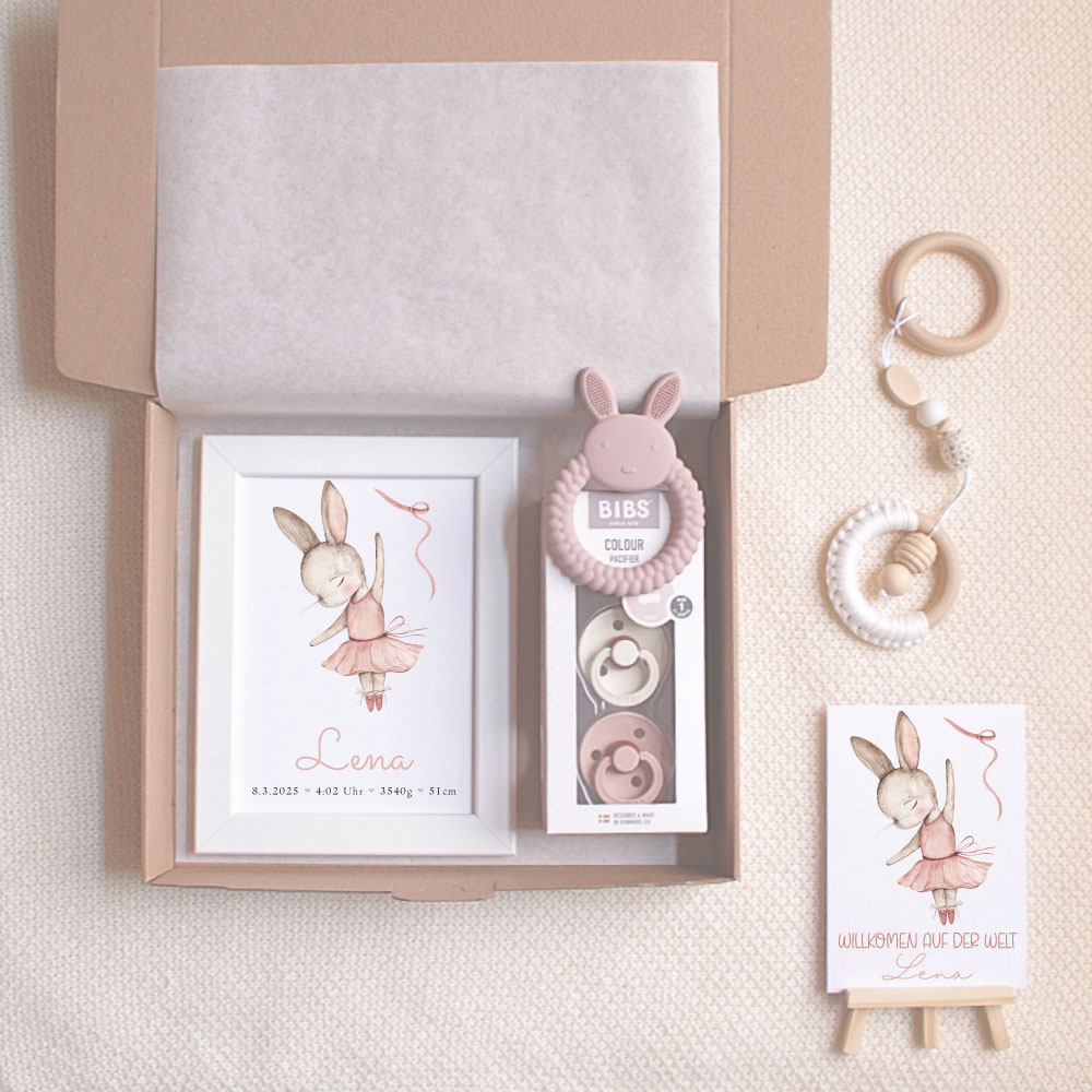 dobrodošla-zajčica Geschenk zur Geburt personalisiertes Geschenk Baby Geschenk Geburtsgeschenk Geschenk für Neugeborene personalisiertes Babygeschenk Geschenk mit Namen Geburtsdatum Geschenk individuelles Geschenk Baby Baby Andenken Erinnerung an die Geburt personalisierte Kuscheldecke Babydecke mit Namen personalisiertes Stofftier