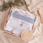 Personalisierte Geschenke für Babys, Personalisierte Geschenke für Neugeborene, Personalisierte Geschenke zur Geburt eines Kindes, Die besten Geschenke für Neugeborene, Originelle Geschenke für Babys mit Namen, Personalisierte Kinderdecke, Kinderdecke mit Namen, Personalisierte Kinderdecke mit Namen für Neugeborene, Name auf der Decke, personalisierte Decke zur Taufe oder zum Geburtstag, babydecke