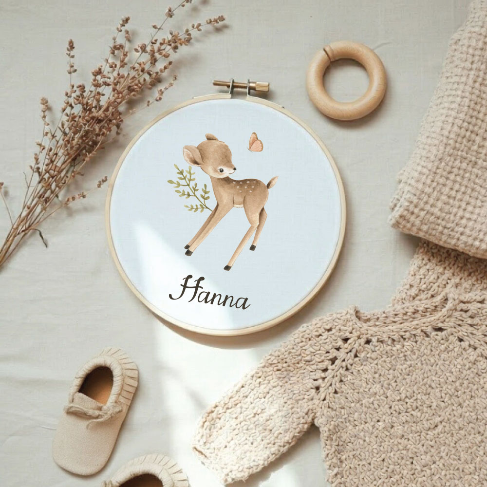 Dekorativer Kreis Dekorativer Kreis, Baby Dekoration, personalisiertes Geschenk Baby, Wanddeko Babyzimmer, personalisierte Wanddeko Kinderzimmer Dekoration, Namensschild Baby, personalisierter dekorativer Kreis mit Name, individuelle Babyzimmer Deko mit Geburtsdaten, Kreis aus Holz mit Namen für das Kinderzimmer